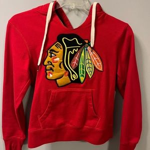 Women’s Chicago Blackhawks hoodie